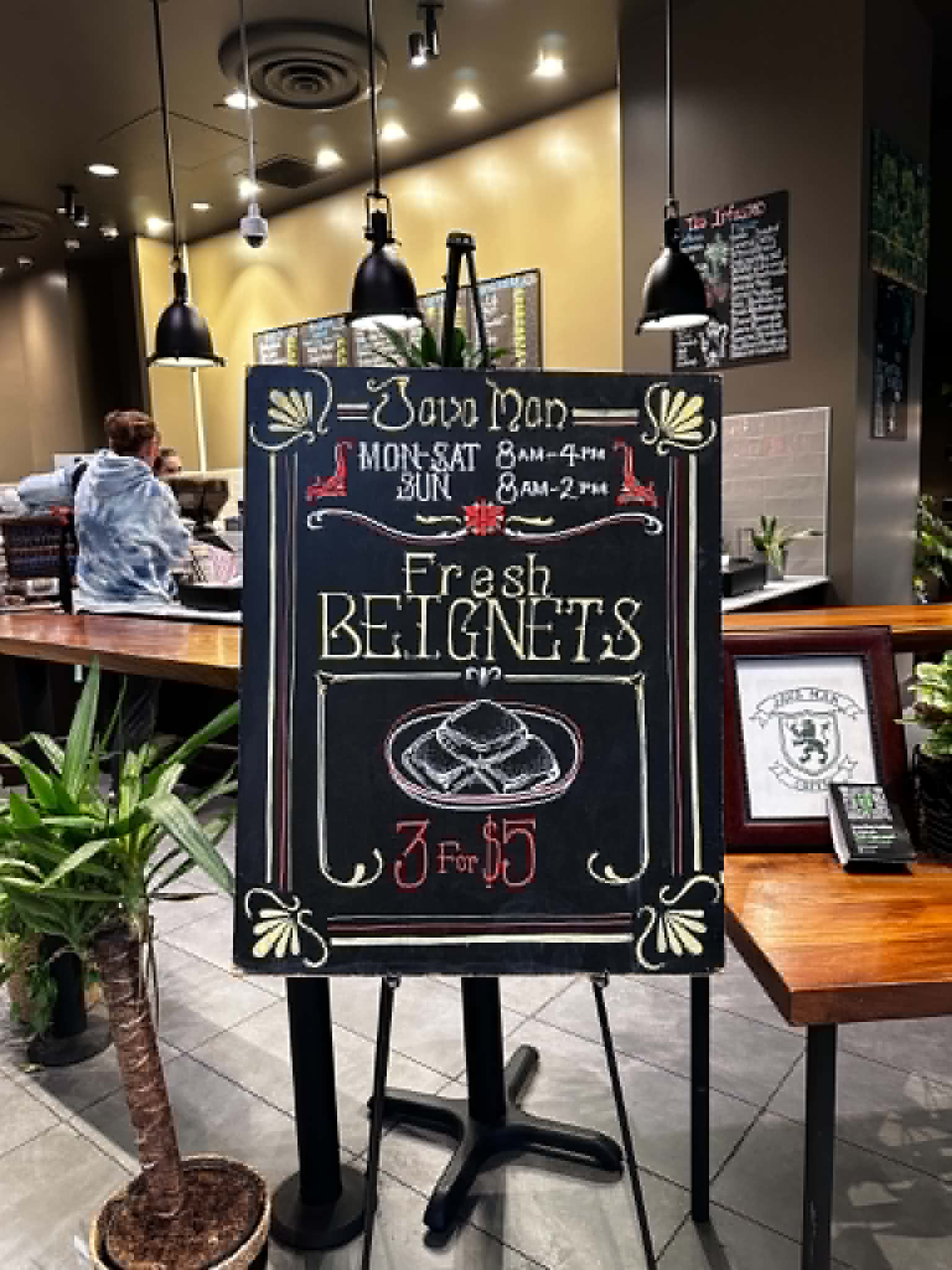JavaMan Coffee - Inviting Downtown Portland Cafe